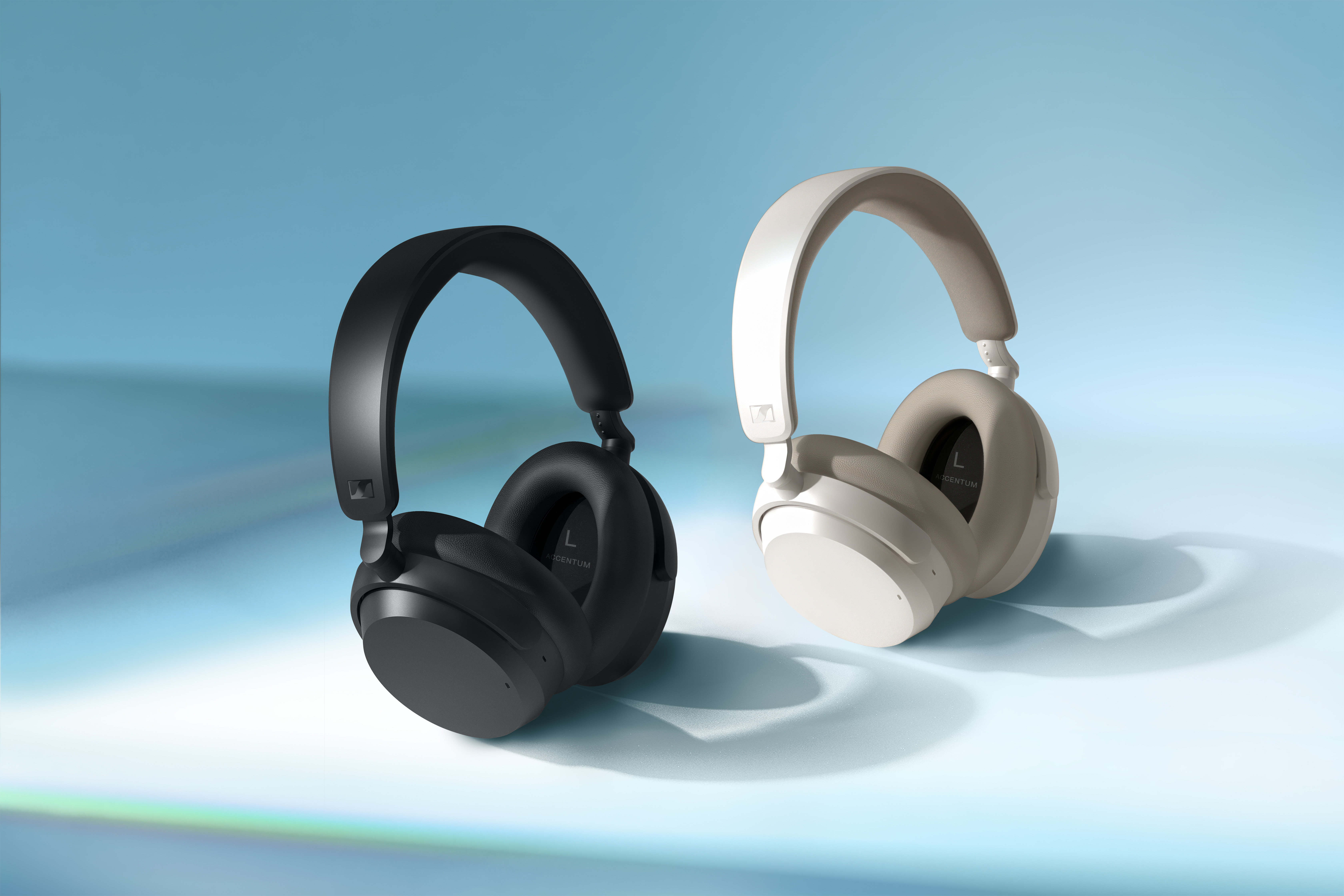 Sennheiser Accentum Wireless headphones Black and White colour