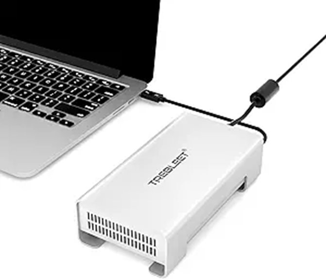 USB4 U.2 NVMe SSD Enclosure with Thunderbolt 3