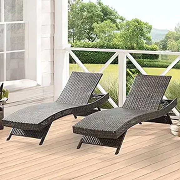 79 Outdoor Reclining Lounge Set (2)